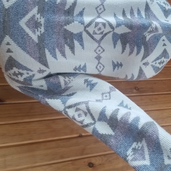 Christopher & Banks Vintage Sweater - Picture 5 of 6